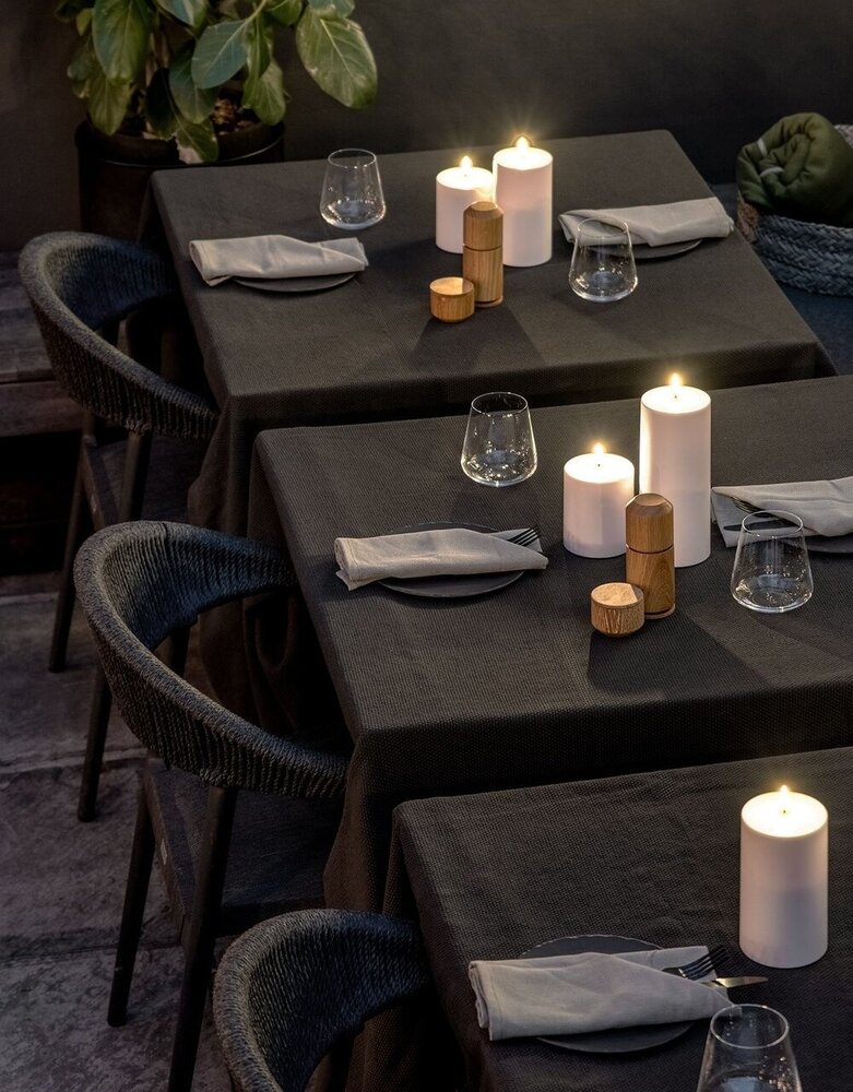 Uyuni Lighting Uyuni Lighting LED BUITEN kaars Ø10.1 x 12.8cm Wit ABS-Kunststof Uyuni Lighting Uyuni Lighting LED BUITEN kaars Ø10.1 x 12.8cm Wit ABS-Kunststof