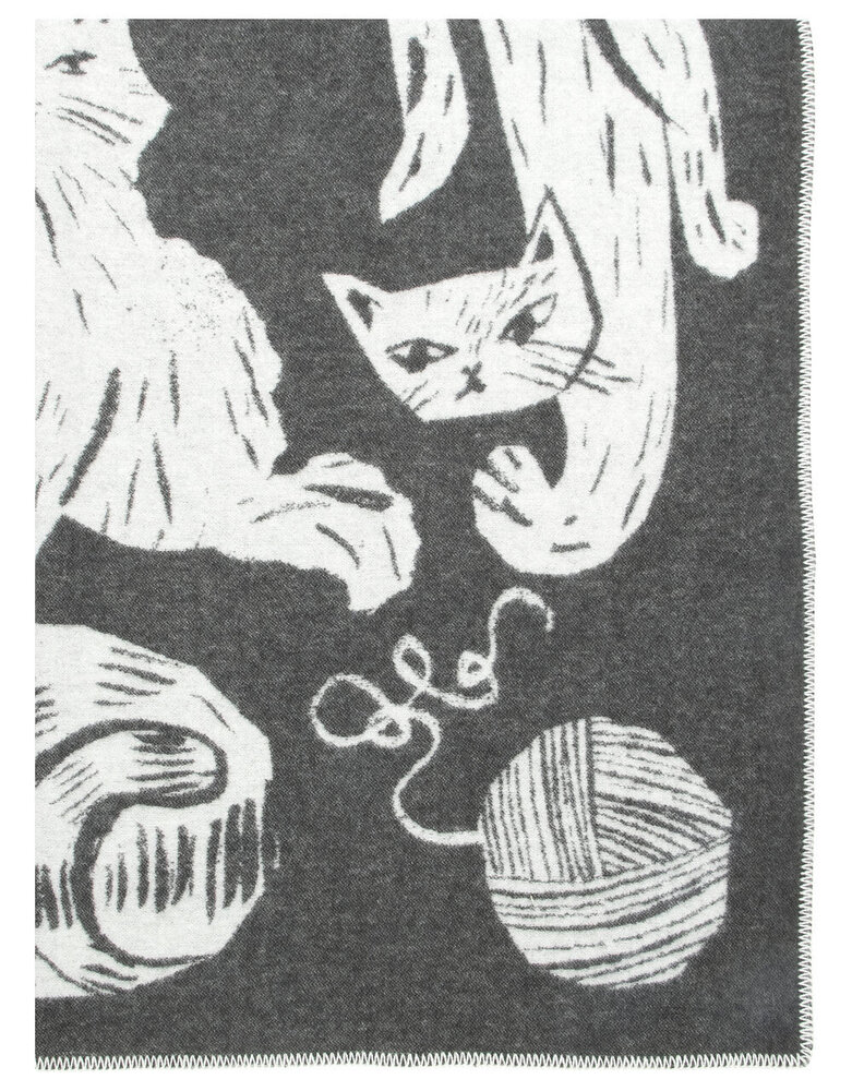 Lapuan Kankurit Lapuan Kankurit Kissanpäivät wollen plaid 130x180 donkergrijs Lapuan Kankurit Lapuan Kankurit Kissanpäivät wollen plaid 130x180 donkergrijs