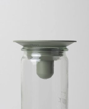 Våges Våges opzetkandelaar lichtgroen zink (excl. glazen pot) Våges Våges opzetkandelaar lichtgroen zink (excl. glazen pot)