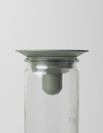 Våges Våges opzetkandelaar lichtgroen zink (excl. glazen pot) Våges Våges opzetkandelaar lichtgroen zink (excl. glazen pot)