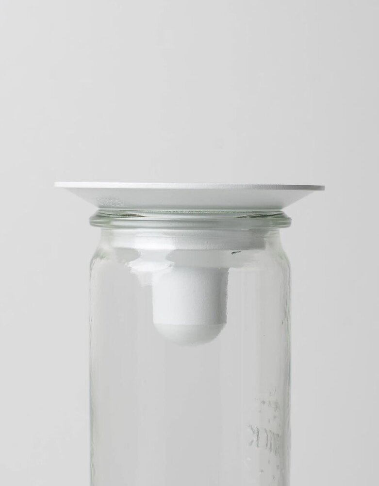 Våges Våges opzetkandelaar wit zink (excl. glazen pot) Våges Våges opzetkandelaar wit zink (excl. glazen pot)