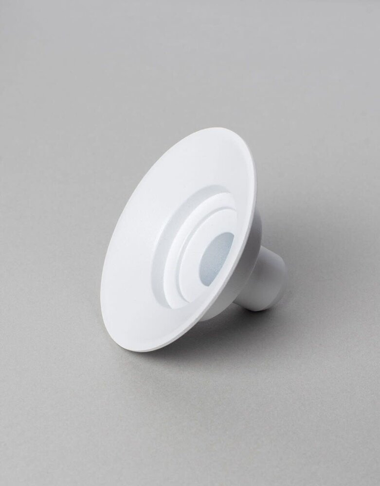 Våges Våges opzetkandelaar wit zink (excl. glazen pot) Våges Våges opzetkandelaar wit zink (excl. glazen pot)