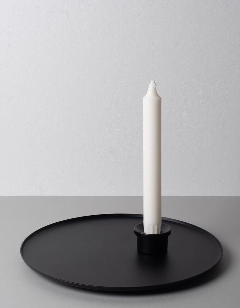 Våges Våges ijzeren tray op pootjes Ø24.5cm Zwart Våges Våges ijzeren tray op pootjes Ø24.5cm Zwart