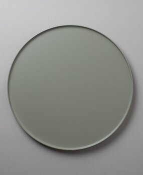 Våges Våges iron tray on legs Ø24.5cm Light green Våges Våges iron tray on legs Ø24.5cm Light green