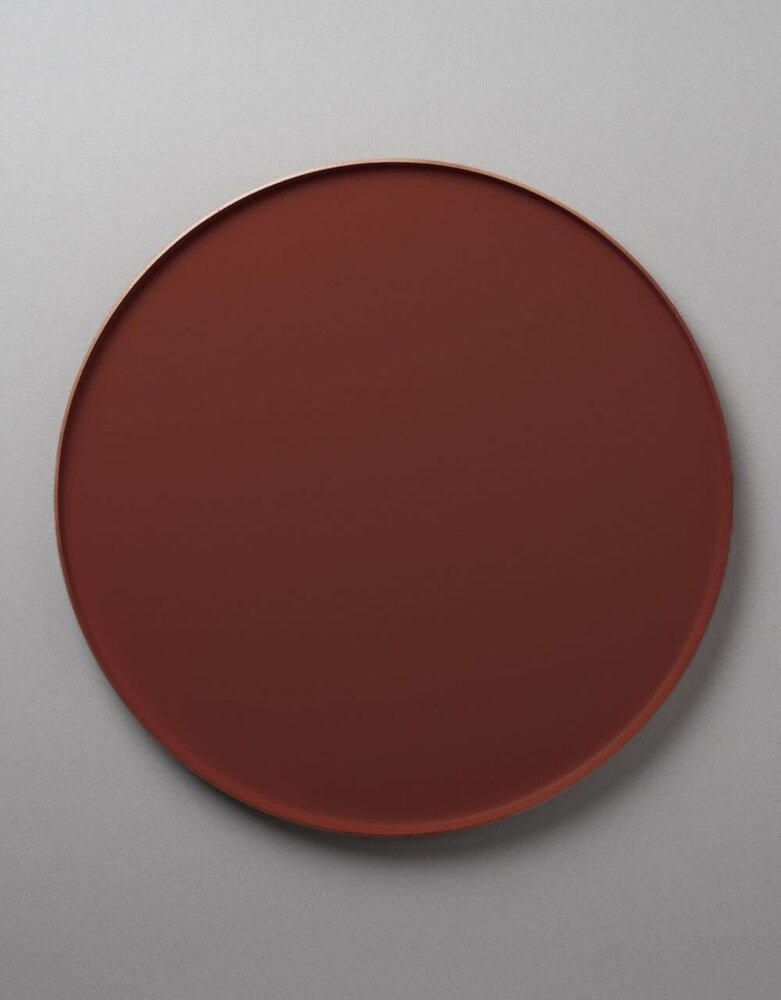 Våges Våges ijzeren tray op pootjes Ø24.5cm Roestrood Våges Våges ijzeren tray op pootjes Ø24.5cm Roestrood