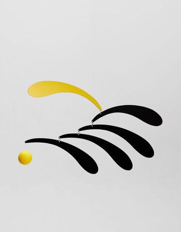 Flensted Mobiles Flensted Mobiles Flowing Rhythm yellow black 30x45cm mobile Flensted Mobiles Flensted Mobiles Flowing Rhythm yellow black 30x45cm mobile