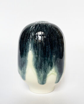 Studio Arhoj Studio Arhoj Hana Vaas Small Plum Stargazer