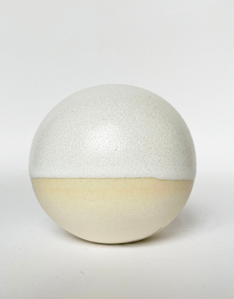 Studio Arhoj Studio Arhoj Pearls voor aan de wand per stuk - PEARL 43 Studio Arhoj Studio Arhoj Pearls voor aan de wand per stuk - PEARL 43