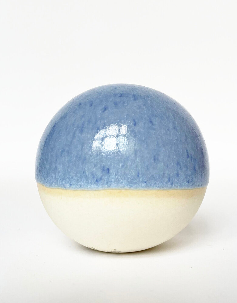 Studio Arhoj Studio Arhoj Pearls for the wall per piece - PEARL 82 Studio Arhoj Studio Arhoj Pearls for the wall per piece - PEARL 82