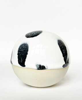 Studio Arhoj Studio Arhoj Pearls for the wall per piece - PEARL 90