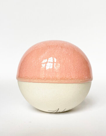 Studio Arhoj Studio Arhoj Pearls voor aan de wand per stuk - PEARL 109 Studio Arhoj Studio Arhoj Pearls voor aan de wand per stuk - PEARL 109