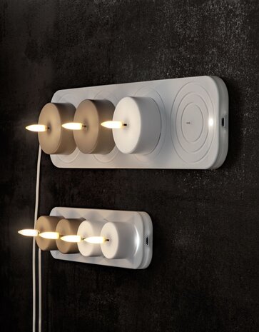 Uyuni Lighting Uyuni Lighting Charging Station (medium) 34.5x9cm for 4 rechargeable (maxi) tea lights (excl. tea lights) Uyuni Lighting Uyuni Lighting Charging Station (medium) 34.5x9cm for 4 rechargeable (maxi) tea lights (excl. tea lights)