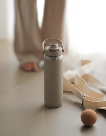AYA & IDA AYA & IDA Thermo Stainless Steel Sports Drinking Bottle 700 ml Beige with handle