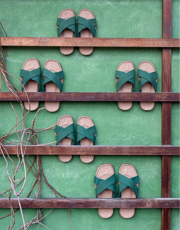 Shangies Shangies Unisex Sandals Groovy Grass (various sizes)