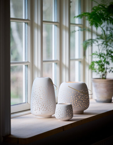 Uyuni Lighting UYUNI Ceramic lantern for LED candles 15.5x24cm white