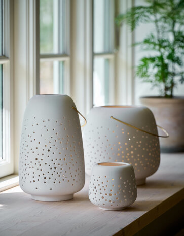 Uyuni Lighting UYUNI Ceramic lantern for LED candles 15.5x24cm white