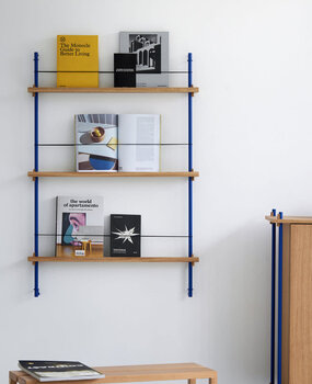 Moebe Moebe boeken wandrek 123x85x7cm eiken planken  (diverse kleuren palen)