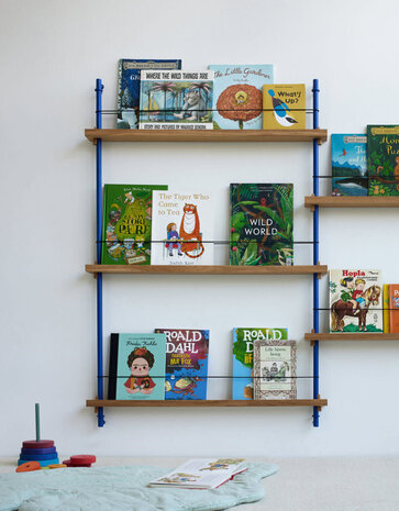 Moebe Moebe Magazine shelving 123x85x7cm oak shelves (various colours of legs)