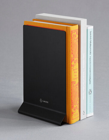 Moebe Moebe x Penguin Bookend black