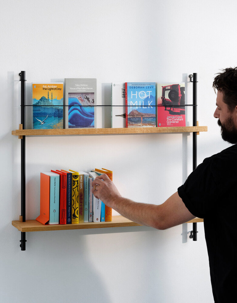 Moebe Moebe x Penguin Bookend off-white