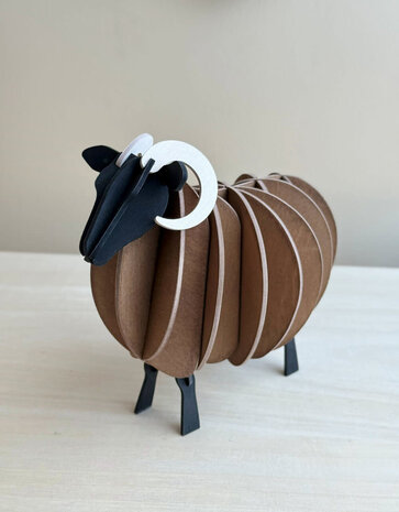 LOVI LOVI Ram (various sizes) brown