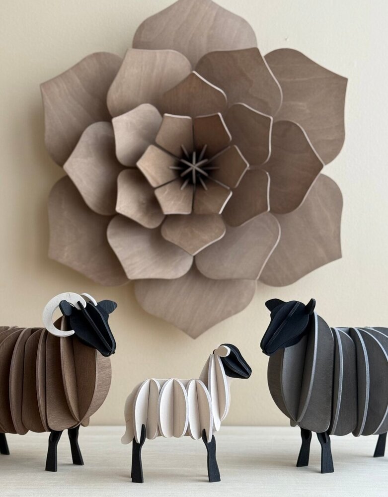 LOVI Lovi Decor Flower Brown - 4 sizes - Birch Wood 3D DIY kit LOVI Lovi Decor Flower Brown - 4 sizes - Birch Wood 3D DIY kit