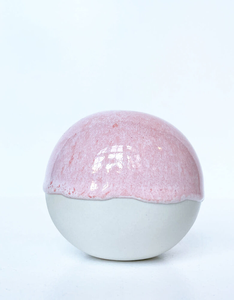 Studio Arhoj Studio Arhoj Pearls for the wall per piece - PEARL 107