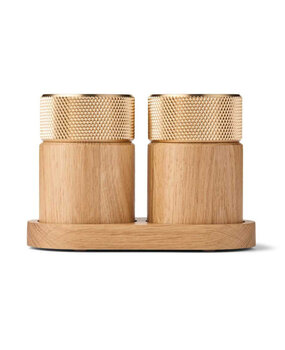 Gejst Gejst Sina Zout- en Pepermolen set met tray eiken met messing