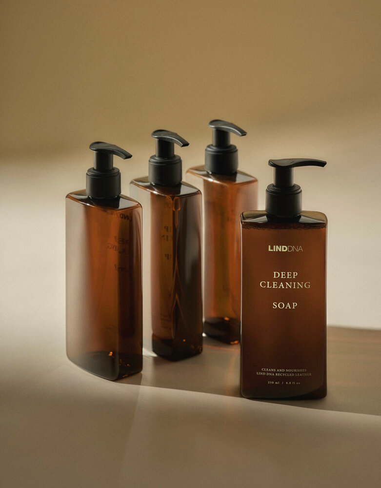 LIND DNA LIND DNA Deep Cleaning Soap 250ml