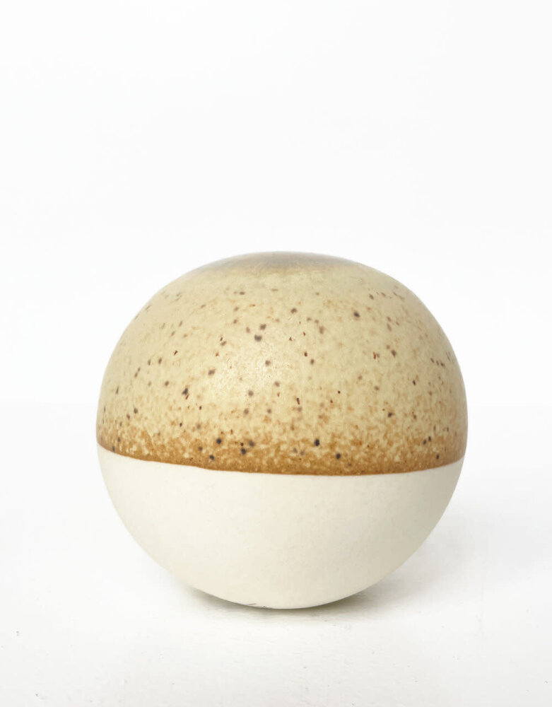 Studio Arhoj Studio Arhoj Pearls voor aan de wand per stuk - PEARL 33