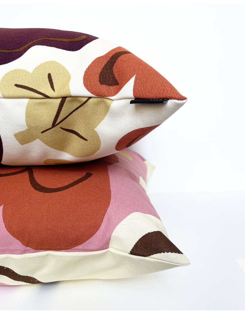 Marimekko Marimekko Kukasta kukkaan kussenhoes 50x50 cm pruim-roze-terracotta