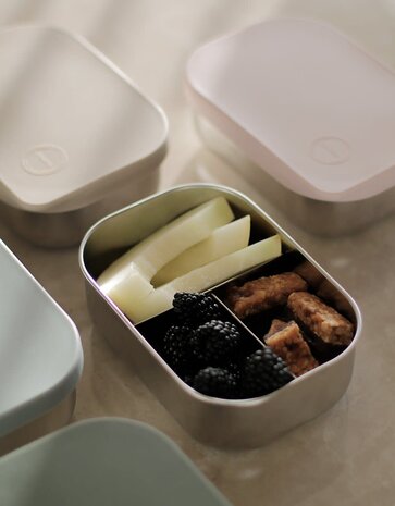AYA & IDA AYA & IDA Lunchbox 900 ml Tropical Green Lunchbox incl. vaste divider AYA & IDA AYA & IDA Lunchbox 900 ml Tropical Green Lunchbox incl. vaste divider