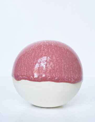 Studio Arhoj Studio Arhoj Pearls for the wall per piece - PEARL 83 Studio Arhoj Studio Arhoj Pearls for the wall per piece - PEARL 83