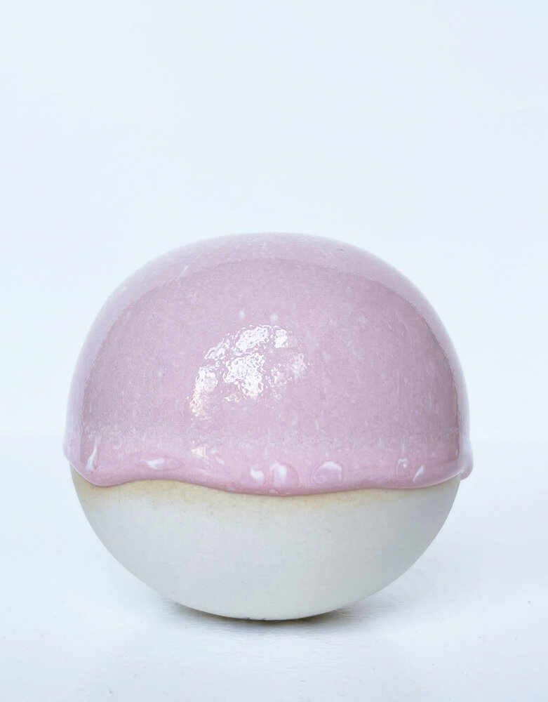 Studio Arhoj Studio Arhoj Pearls for the wall per piece - PEARL 80 Studio Arhoj Studio Arhoj Pearls for the wall per piece - PEARL 80