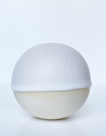 Studio Arhoj Studio Arhoj Pearls for the wall per piece - PEARL 99 Studio Arhoj Studio Arhoj Pearls for the wall per piece - PEARL 99