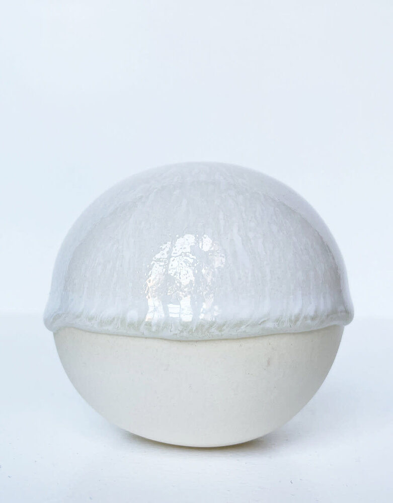 Studio Arhoj Studio Arhoj Pearls for the wall per piece - PEARL 89