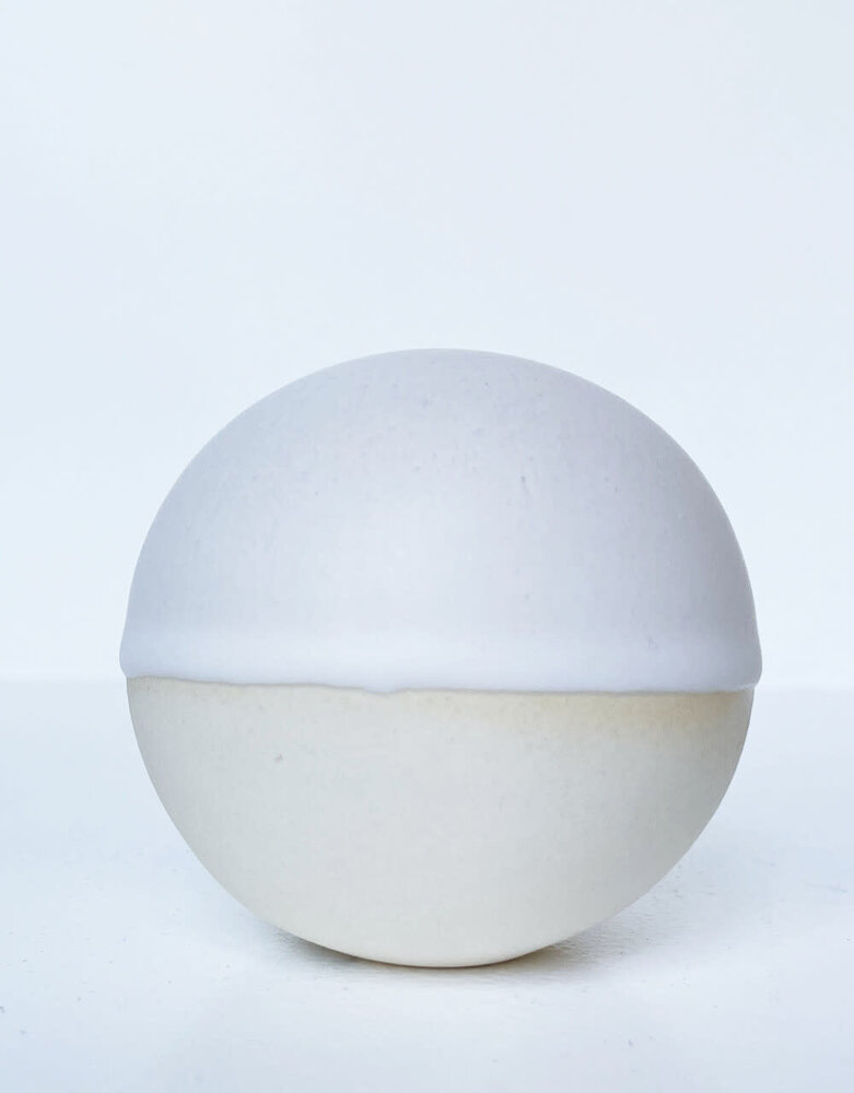 Studio Arhoj Studio Arhoj Pearls for the wall per piece - PEARL 6 Studio Arhoj Studio Arhoj Pearls for the wall per piece - PEARL 6