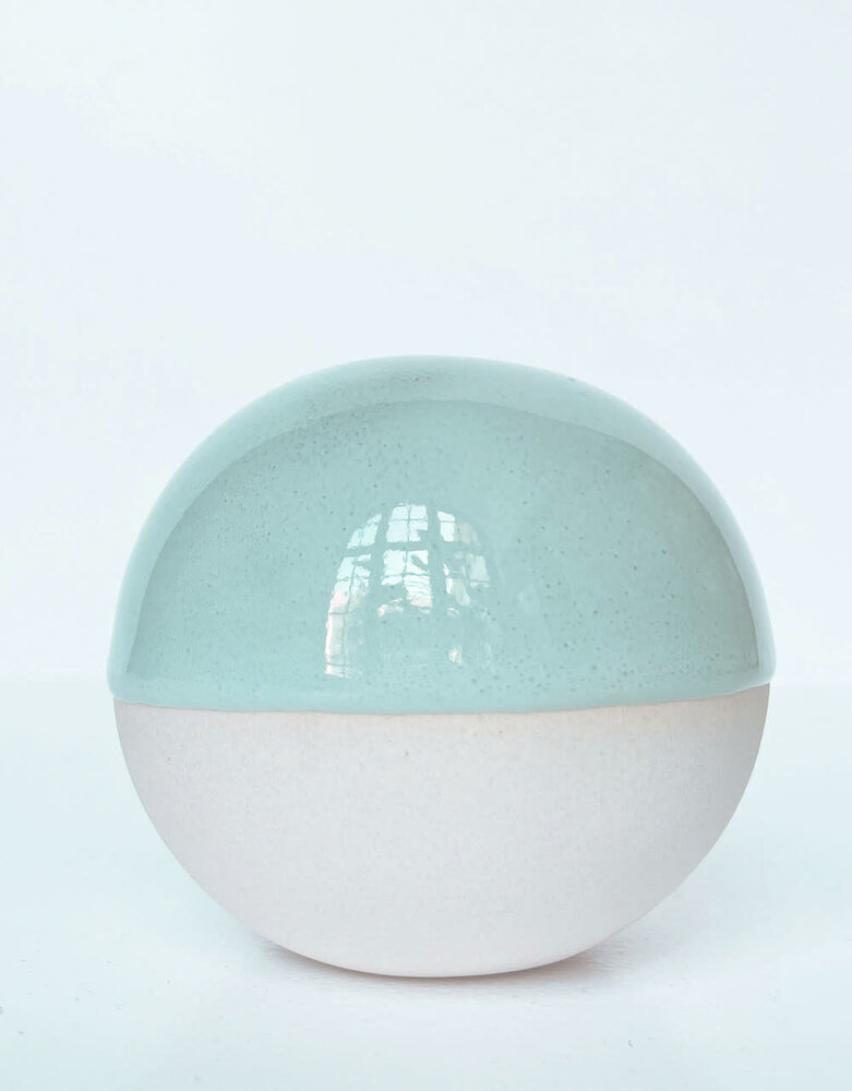 Studio Arhoj Studio Arhoj Pearls for the wall per piece - PEARL 4 Studio Arhoj Studio Arhoj Pearls for the wall per piece - PEARL 4
