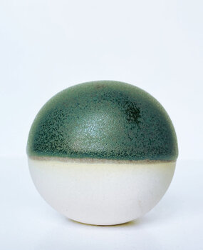 Studio Arhoj Studio Arhoj Pearls for the wall per piece - PEARL 42 Studio Arhoj Studio Arhoj Pearls for the wall per piece - PEARL 42