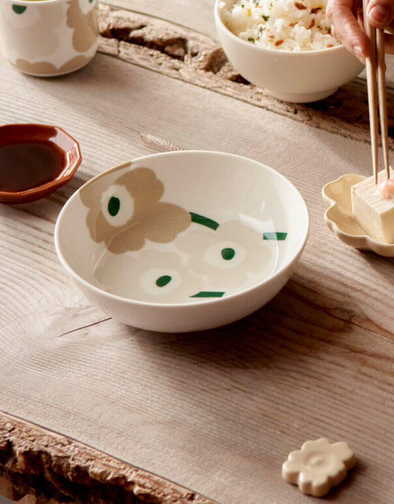 Marimekko Marimekko Unikko bowl 16cm sand Marimekko Marimekko Unikko bowl 16cm sand