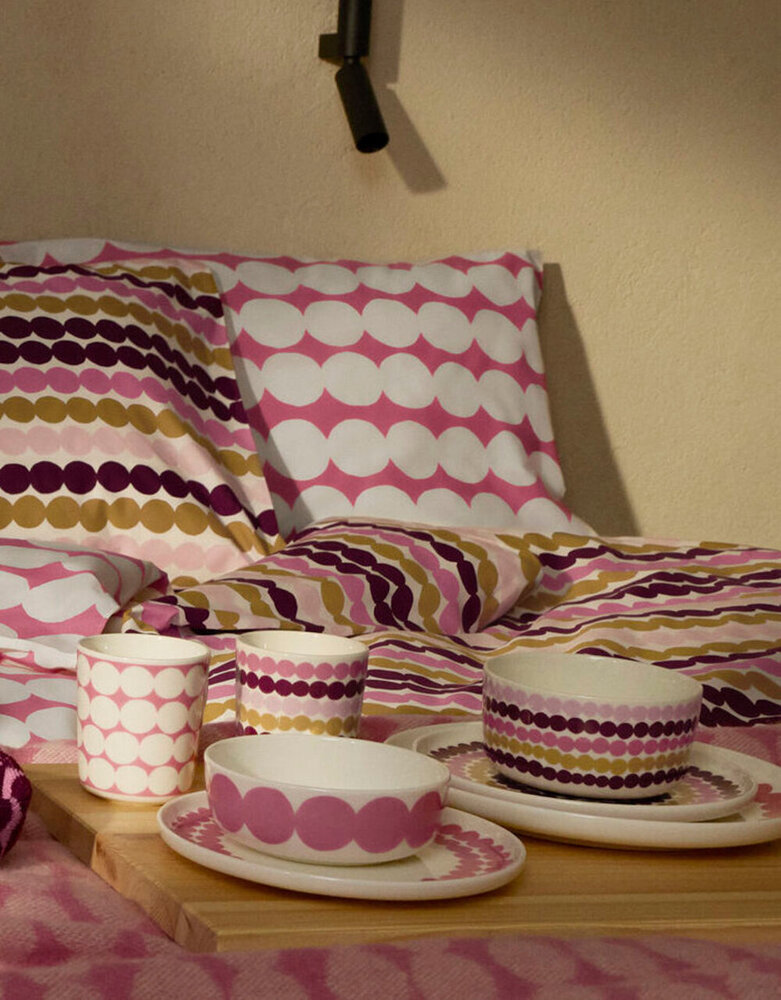Marimekko Marimekko Räsymatto bowl 4dl pink Marimekko Marimekko Räsymatto bowl 4dl pink