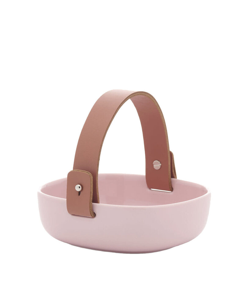 Marimekko Marimekko Pikku Koppa serving bowl with leather handle pink Marimekko Marimekko Pikku Koppa serving bowl with leather handle pink