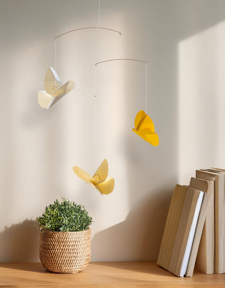 Livingly Livingly Vlinder mobiel geel 36x45cm