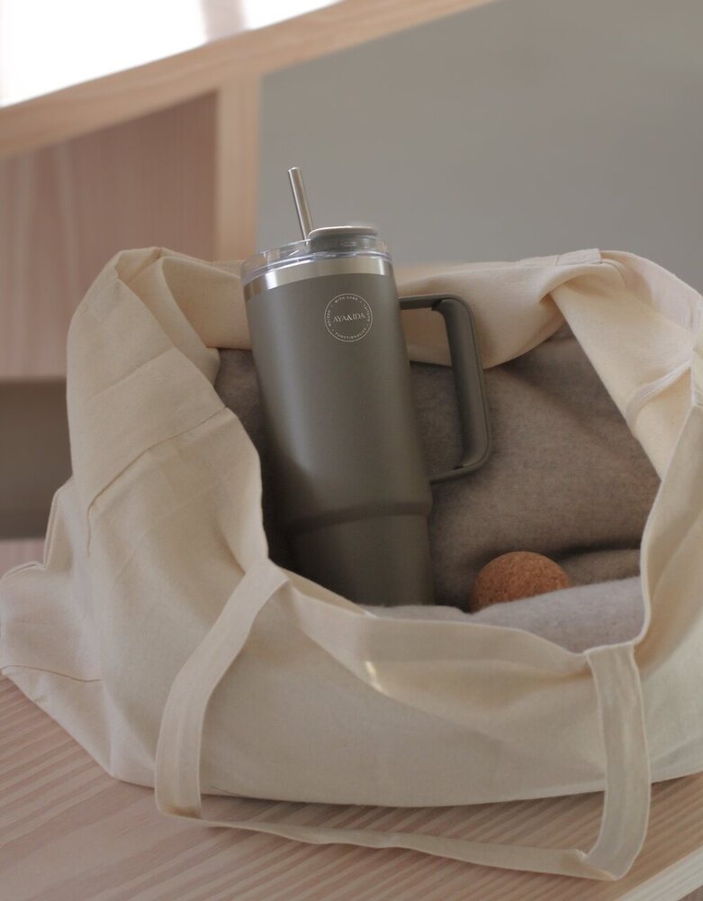 AYA & IDA AYA & IDA Thermo cup with straw 885ml Driftwood