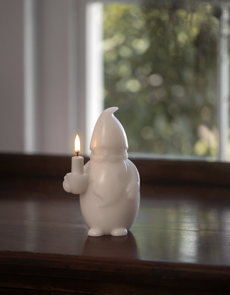 Uyuni Lighting Uyuni Lighting LED Wax Candle Santa Claus H17cm Vanilla Uyuni Lighting Uyuni Lighting LED Wax Candle Santa Claus H17cm Vanilla