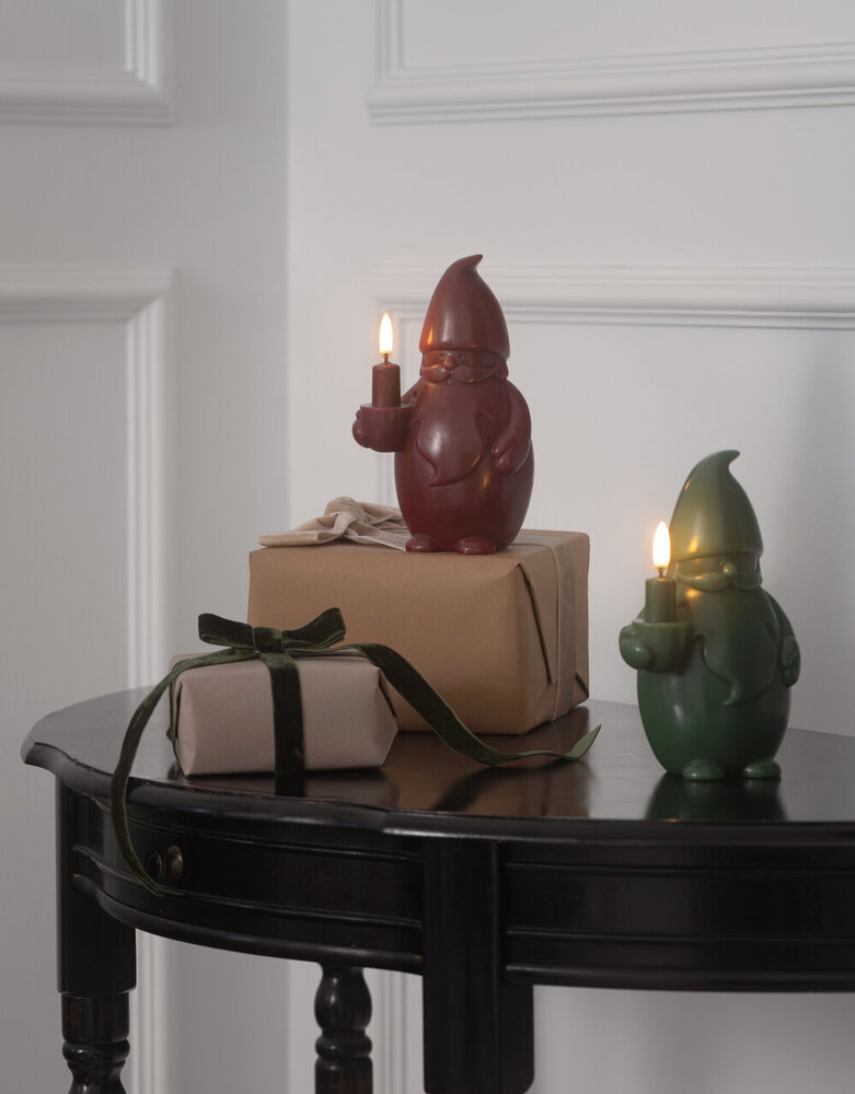 Uyuni Lighting Uyuni Lighting LED Wax Candle Santa Claus H17cm Olive green Uyuni Lighting Uyuni Lighting LED Wax Candle Santa Claus H17cm Olive green