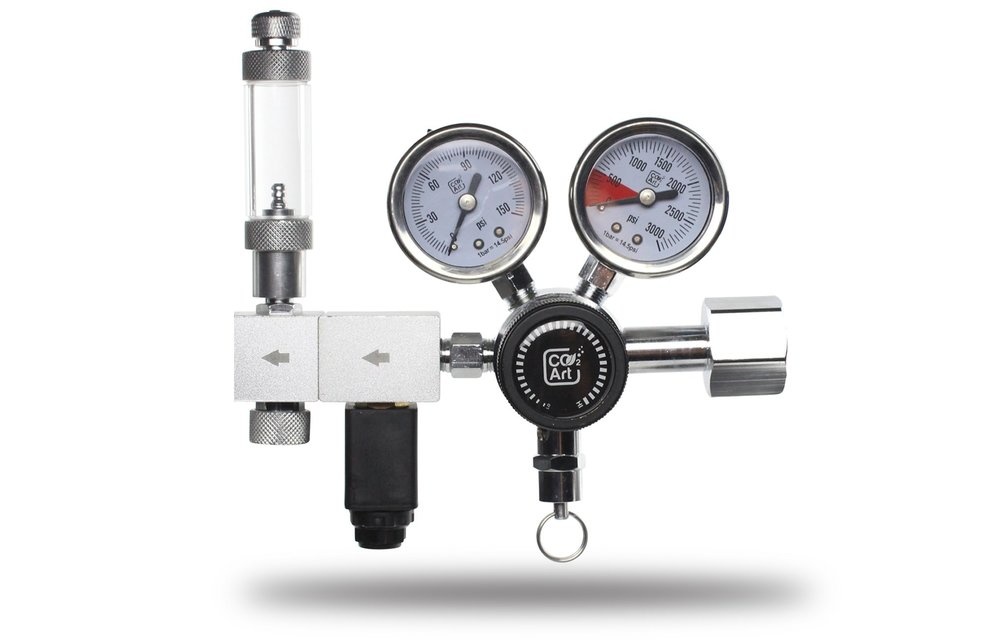 Extendable CO2 pressure regulator (dual stage)