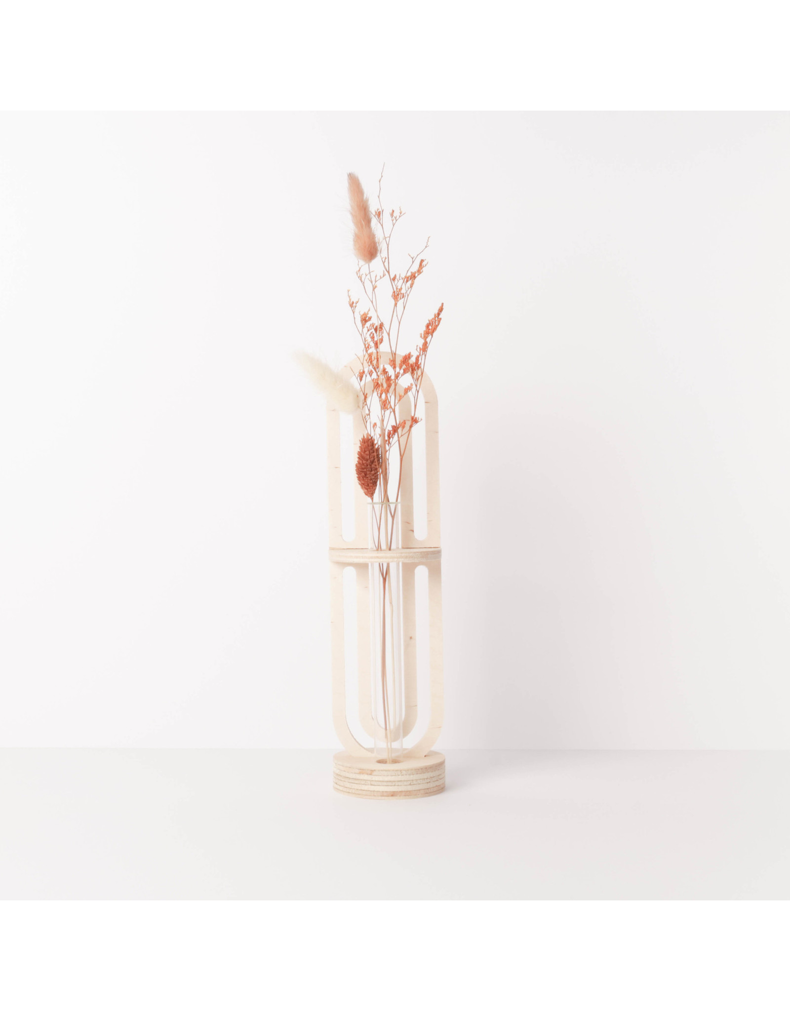 By WOOM |   Vase holder with stand