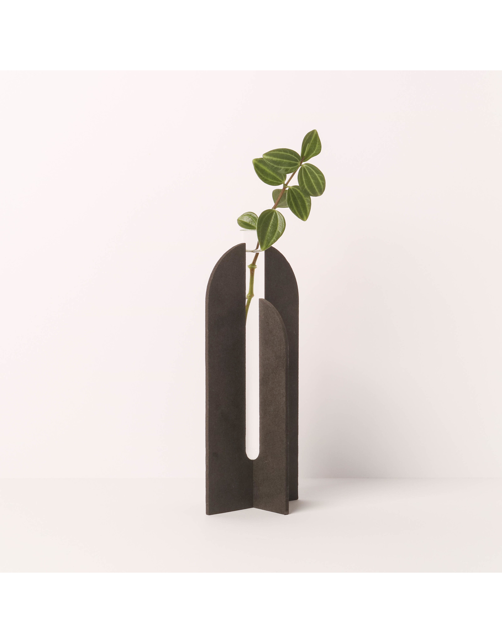 By WOOM |   Bold vase