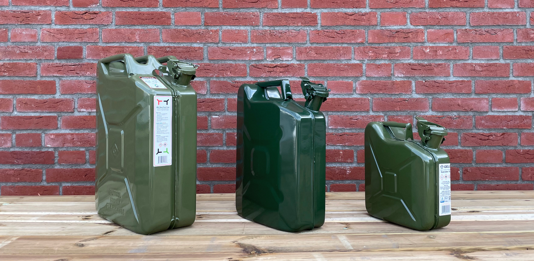 Buy steel fuel jerry can? First read our buying tips.
